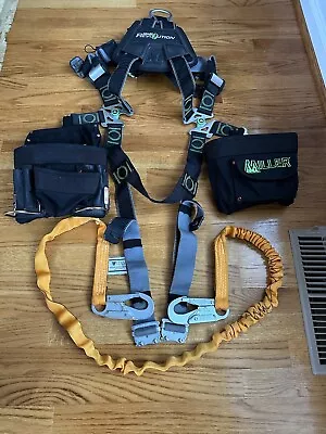 Harness Climbers Miller Revolution Harness Set. • $299.99