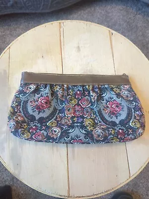 Vintage Women Purse Clutch Bag Pleather Floral Tapestry Purse 80s GUC • $14.95
