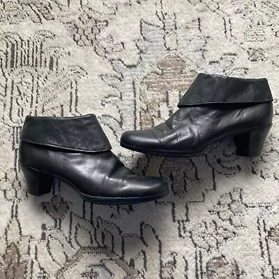 Munro American Black Leather Ankle Boots Size 7 N • $30