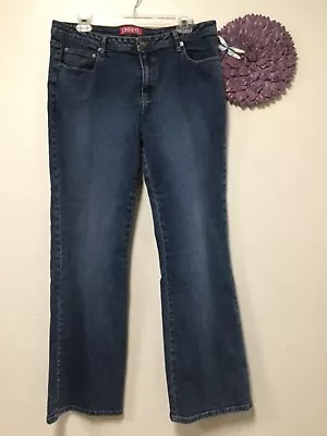 Womens Jeans Junior Size 17 To 18 Blue Five Pocket Zana Di 15 • $16.99