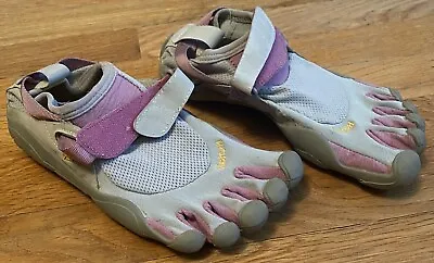 Vibram Five Fingers  Barefoot Running Shoes Women's 36 5.5 Gray Pink • $30