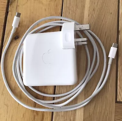 Apple 96w MagSafe Power Adapter - (B) • £10