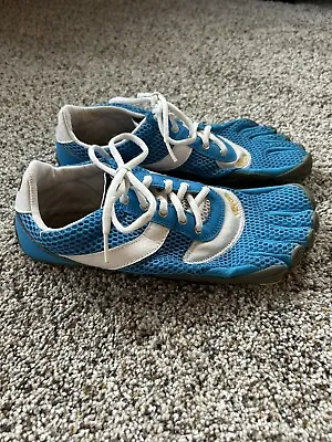 Vibram FIVEFINGERS Shoes Womens 40 8.5 Blue White Running Barefoot F23 • $39.99