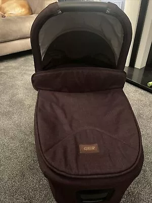 Mamas And Papas Armadillo Flip XT Carry Cot - Plum • £6