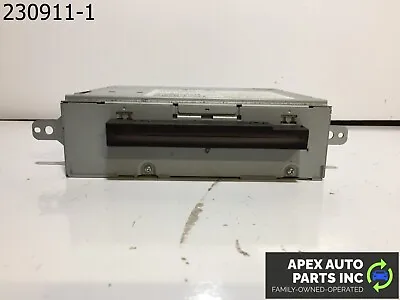 P17 Volvo XC90 Radio / CD/DVD GPS Head Unit Module 31210422AA / 30775675AA • $79.38