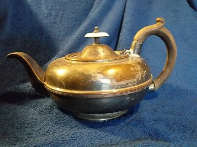 £3 • Buy Vintage Art Deco Silver Plated Teapot With Wooden Handle & Bakelite Top