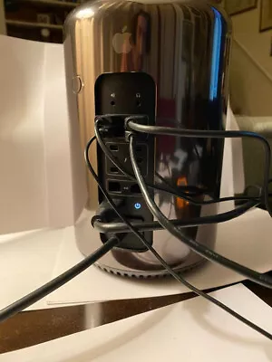 £650 • Buy Mac Pro (Late 2013) 32GB 3.5 Ghz 6-Core Intel Xeon 1TB HD AMD Firepro D700
