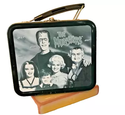 VTG The Munsters Metal Mini/snack Lunch Box Great Cond  1999 Universal • $32