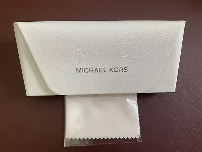 MICHAEL KORS WHITE  MAGNETIC CASE  With CLOTH EYEGLASSES CASE • $9.99