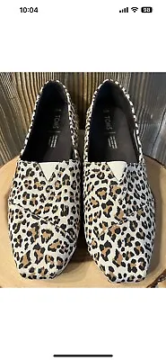Toms Shoes Women’s Size 10 Leopard Print Canvas Alpargata Slip On • $18