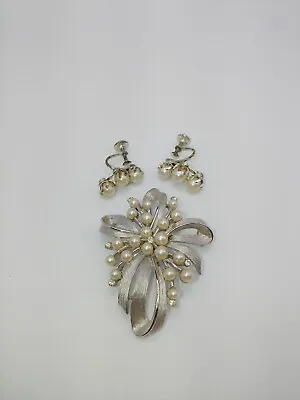 Trifari Crown Faux Pearl Brooch Unsigned Clip On Earrings Vintage Jewelry Lot • $34.39