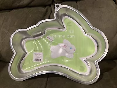 WILTON Easter Bunny Rabbit Cake Pan Mold 2011 Aluminum #2105-0611 New • $8.10