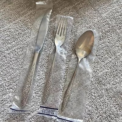 $150 • Buy Spanish Lace By Wallace Sterling Silver Regular Sz Place Setting 3pc In Sleeves