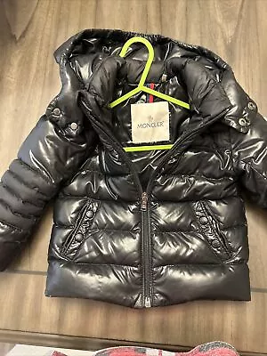 Moncler Down Coat Pre-owned Still In Good Condition • $125