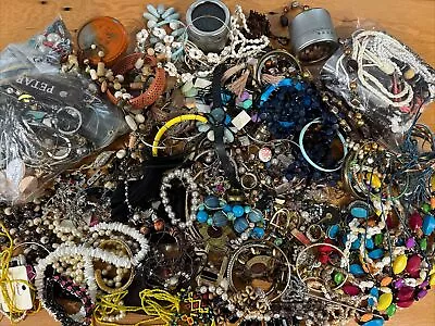 Deceased Estate Bundle Bulk Lot Vintage Jewellery - Beads Necklaces 4.5kgs+ • $62