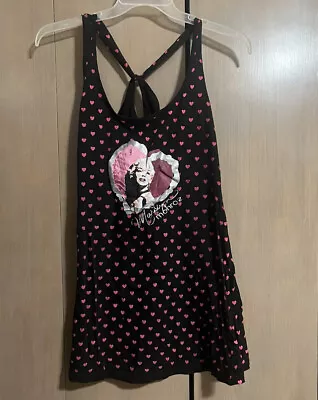 Marilyn Monroe Juniors Hearts Tank Top - Size M • $13.99