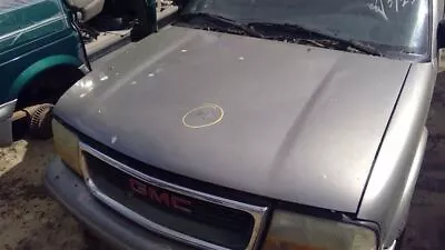 Hood GMC Canada Only Fits 95-05 BLAZER S10/JIMMY S15 373729 • $125