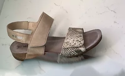 Mephisto Agave Tan Leather Sandals W/ Gold Snake Pattern Size 9 • $52.50