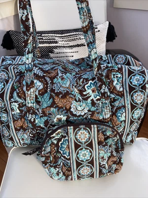 $29.99 • Buy Vera Bradley Large Duffel Travel Bag & Matching Cosmetic Bag