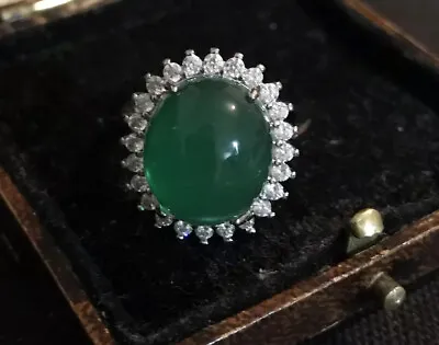 Vintage Style Green Gemstone And White Zircon Ring 18K White Gold Plated • £9.99