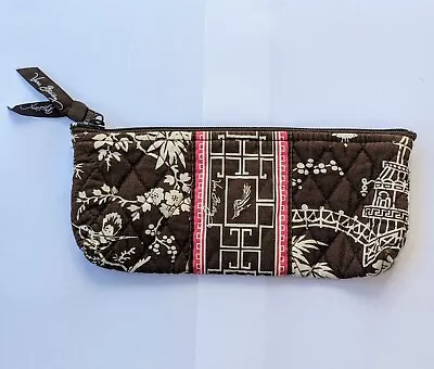 Vera Bradley Brush And Pencil Case In Imperial Toile Pattern   • $10