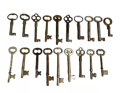 Vintage Skeleton Keys Lot Of 19 Antique Assorted Collectible Treasures Fun • $17.52