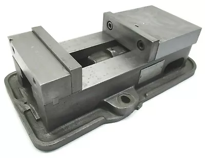 KURT ANGLOCK 6  MILLING MACHINE VISE W/ JAWS - #D60 • $289.99