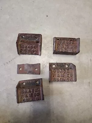 4 INDUSTRIAL CHASE  FACTORY CART CORNER BRACKETS CAST IRON RAILROAD 1 Is Broken  • $95