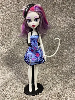 Mattel Monster High Doll Catrine DeMew Shriekwrecked Shriek Mates 2016 With Tail • $15