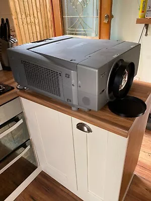 £550 • Buy Sanyo Projector Proxtrax Plcxf60