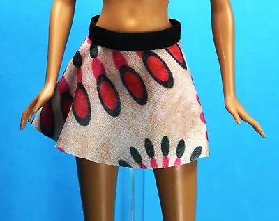 Sparkle Girlz Graphic Print Circle Mini Skirt Barbie Made To Move Doll • $2.50
