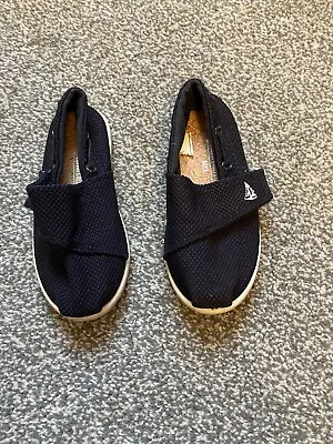 Infant Boy Matalan Black Canvas Slip On Espadrille Shoes Size 7 • £2