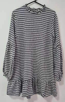 The Fated Checked Dress Sz 14 • $12