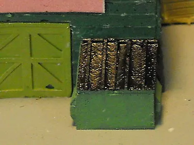 Bi-11 Small Resin Closed Dumpster  Unfinished N Scale • $2.25