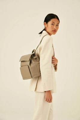 $199.99 • Buy OROTON Lucy Small Backpack Stone RRP$369 Womens Leather Bag Handbag New