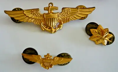 (2)Vintage U.S.NavyMarine Pilot Naval Aviator Wings Golden Badge Pins Gold Leaf • $49.50