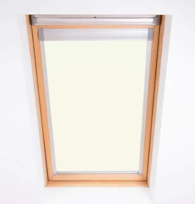 Skylight Blind Blackout Suit Fakro Roof Window...White... 6(78-118) • £46.99
