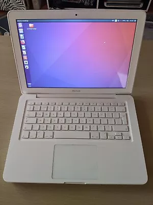 Apple MacBook A1342 13.3 Ubuntu 16.04 Intel Core 2 P8600 2GbRAM 250GB HDD • £35