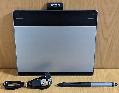 Wacom CTH-480 Intuos Small Creative Pen & Touch Tablet 3 Piece Set • $45.75