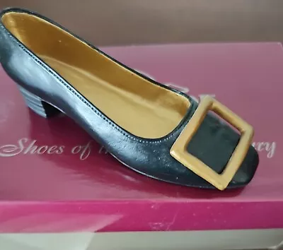 $13.99 • Buy Just The Right Shoe By Raine 1999  Patently Perfect  #25046 Box/COA Signed
