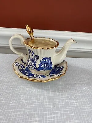 Mini Cardew Blue Willow Teacup Shaped Teapot With Saucer Spoon England • $56.99