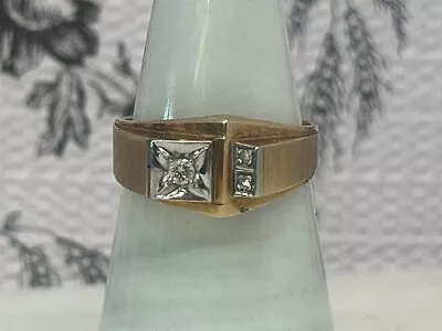 Gent's Gold Ring: 5.6g 10k-y/g Size:10 W/ 3 Tiny Diamonds (tdy018891) • $324.99
