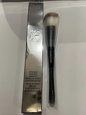 £26.95 • Buy LANCOME No 30 Foundation And Concealer Brush  New