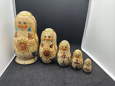 Vintage Cepzueb Nocag Signed Hand Painted Russian Nesting Dolls Set Of 5 • $19.95