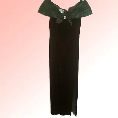 Vintage 90's Morton Myles Green Velvet Evening Gown Women's Rhinestones Size 12 • $34.97