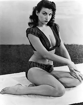 Legendary Actress Mara Corday Classic Publicity Picture Poster Photo Print 4x6 • $8.50