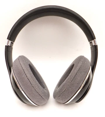 £68.99 • Buy Dr Dre Beats Studio Bluetooth Headphones Black With Zip Up Case & Charger