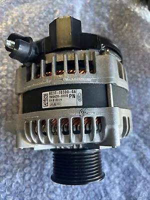 Motorcraft Ford Oem Alternator GL-8827 1X HC32Z-10346-G Escape 01-04  Stock 302L • $450