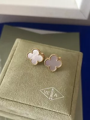 Van Cleef & Arpels Earrings  • £3000