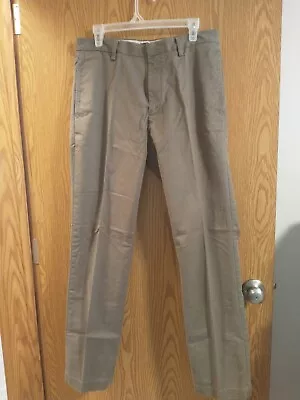 Banana Republic Men's Pants Khaki Color Size 31/32 • $4